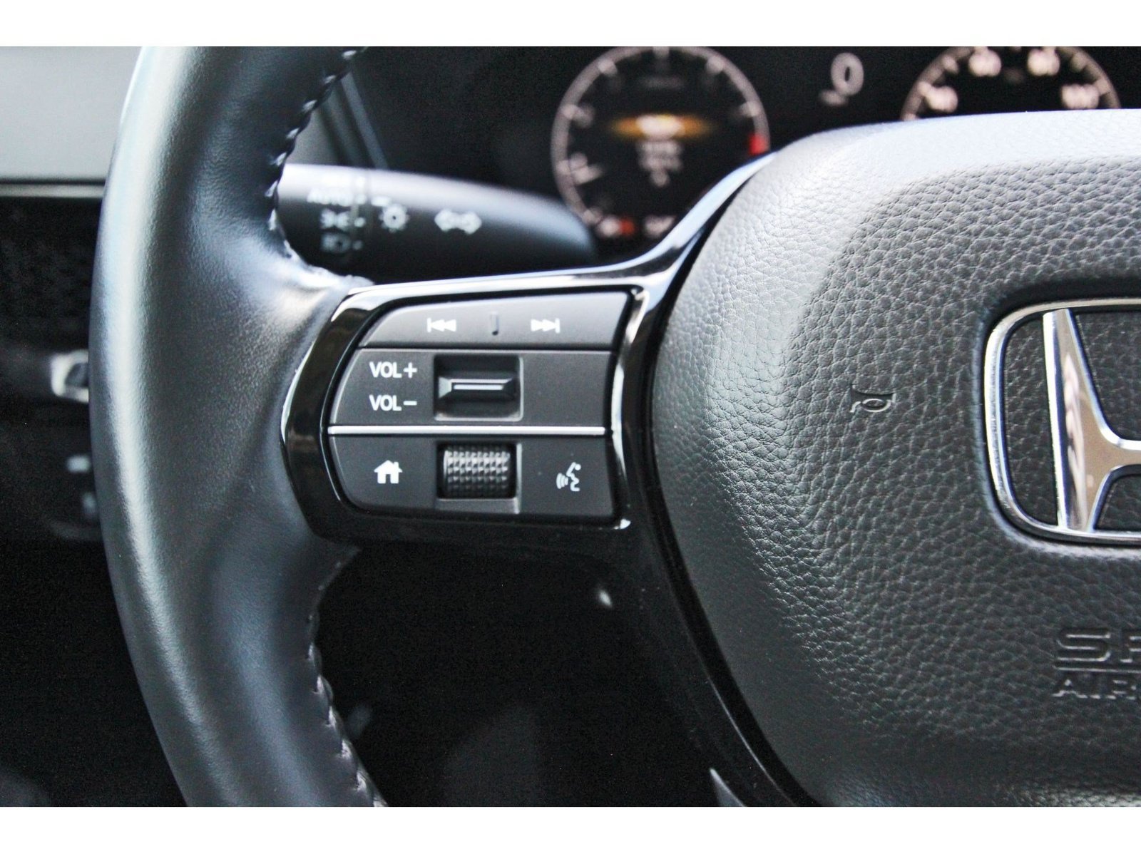 Used 2025 Honda CR-V EX-L image 16