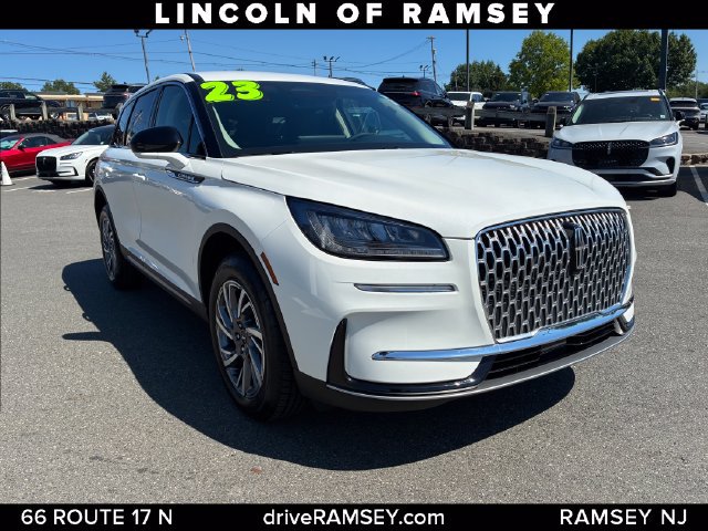 Certified 2023 Lincoln Corsair AWD image 10