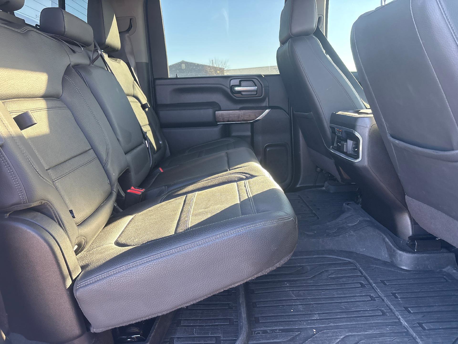 Used 2021 GMC Sierra 2500 Denali w/ Denali Ultimate Package AWD/4WD image 38