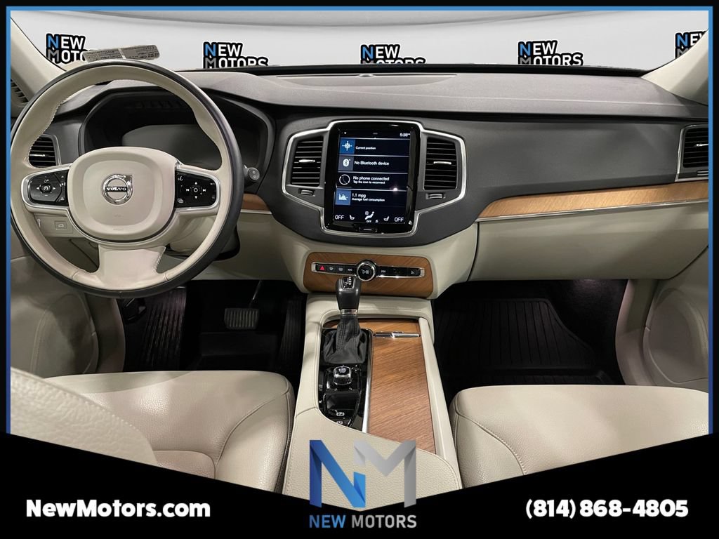 Used 2022 Volvo XC90 T6 Momentum w/ Climate Package AWD/4WD image 10
