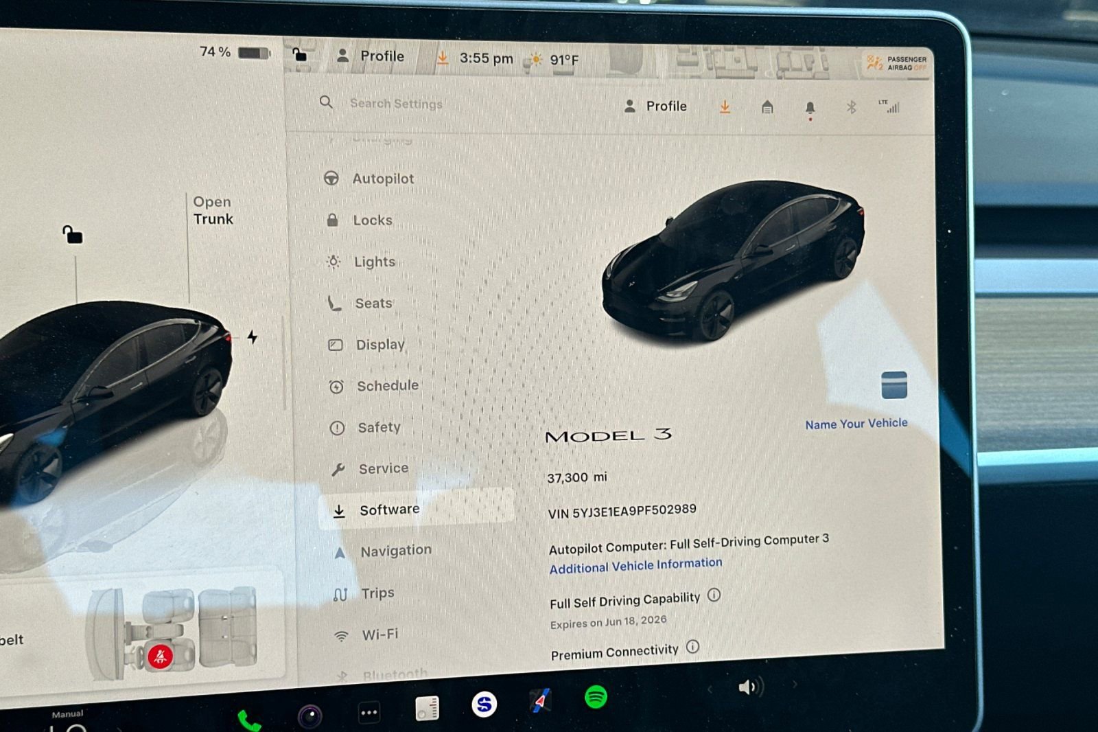 Used 2023 Tesla Model 3 Standard Range image 28