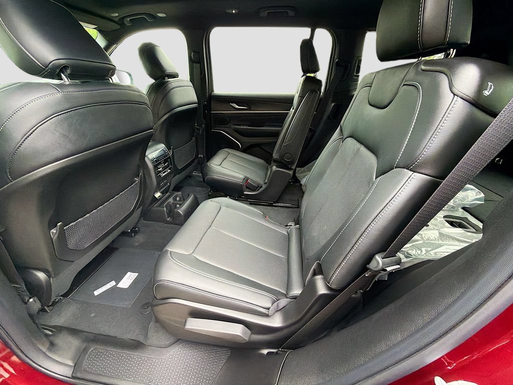 New 2026 Jeep Grand Cherokee L Limited AWD/4WD image 22