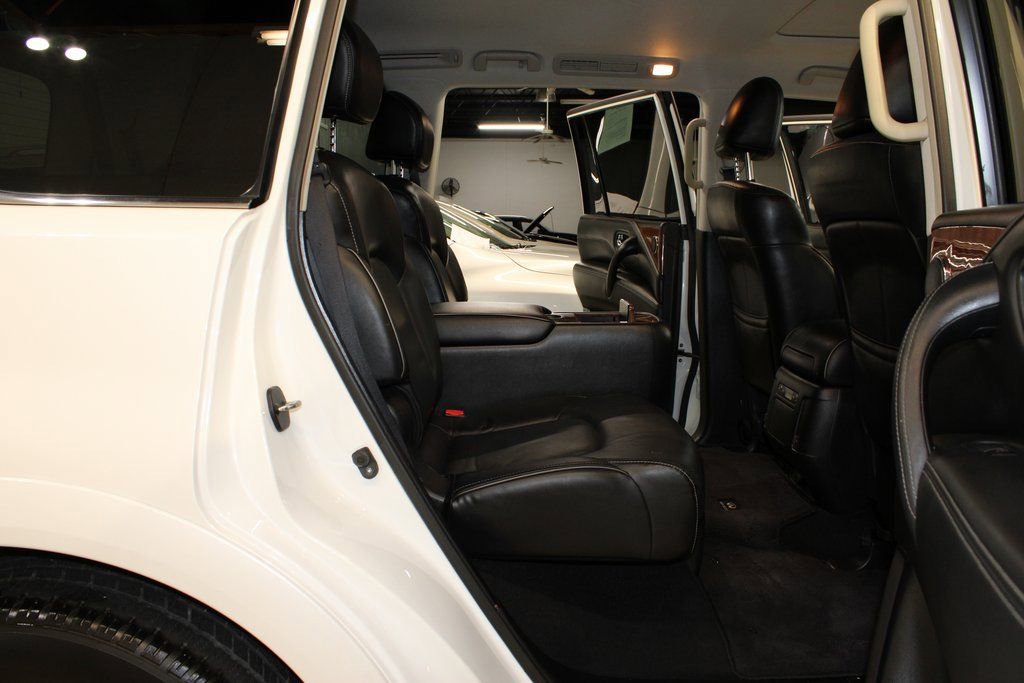 Used 2018 INFINITI QX80 2WD w/ Driver Assistance Package image 16