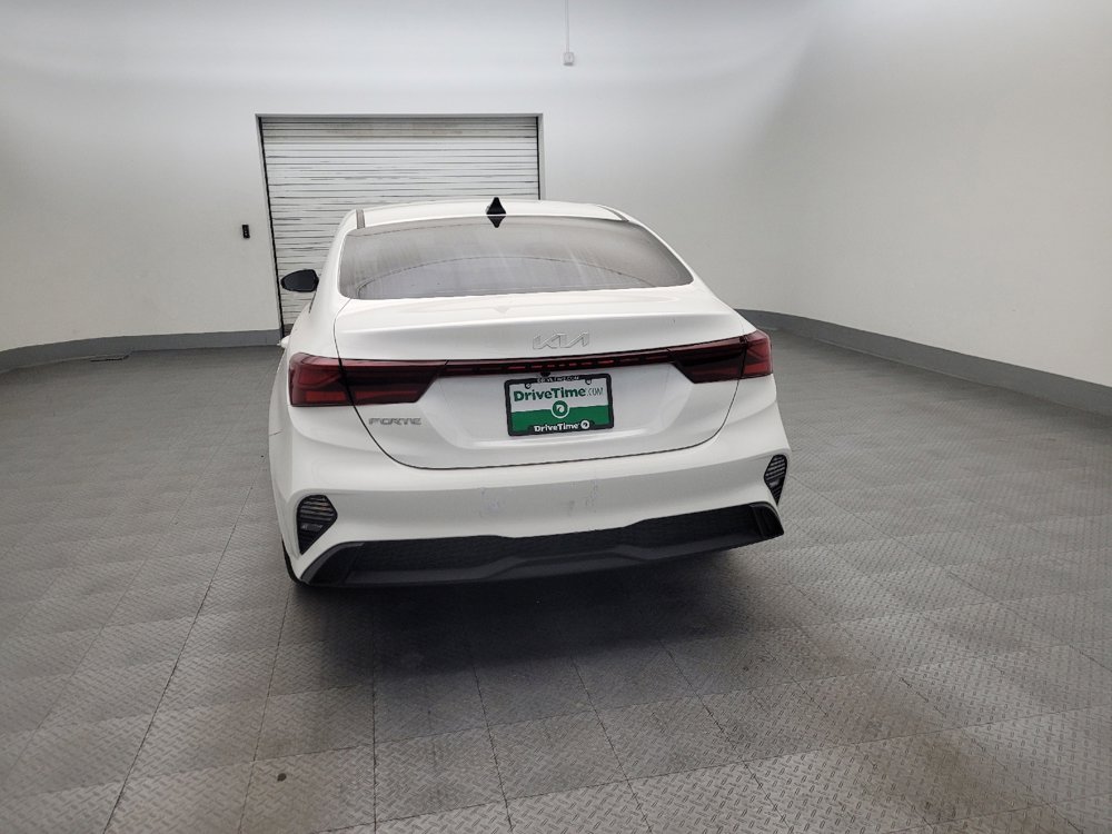 Used 2023 Kia Forte LXS FWD image 5