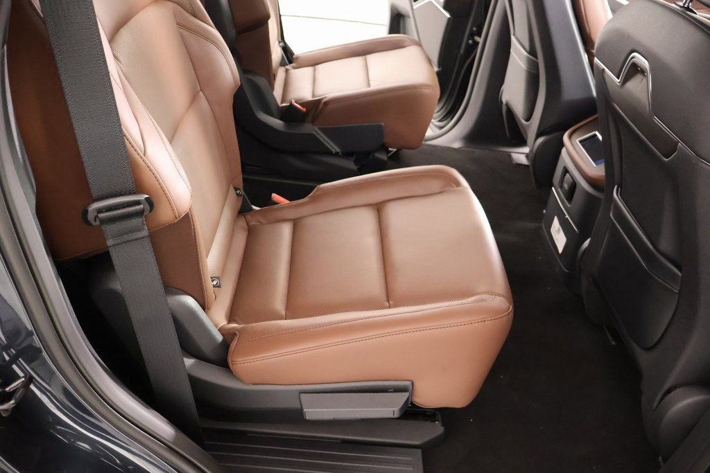 New 2025 Lincoln Navigator Reserve image 15