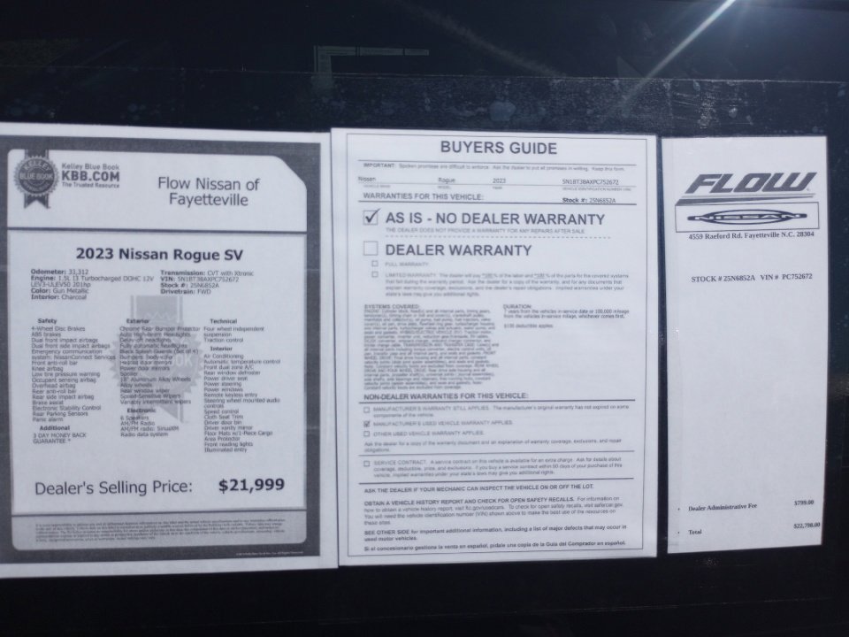 Used 2023 Nissan Rogue SV image 37