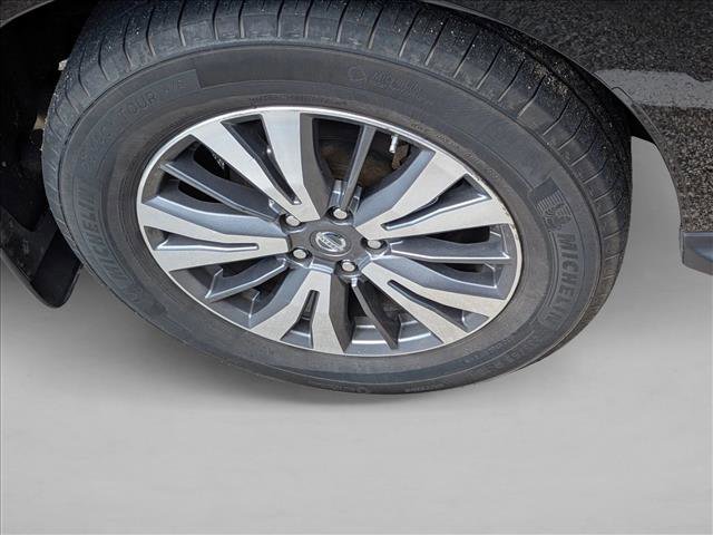 Used 2020 Nissan Pathfinder S AWD/4WD image 9