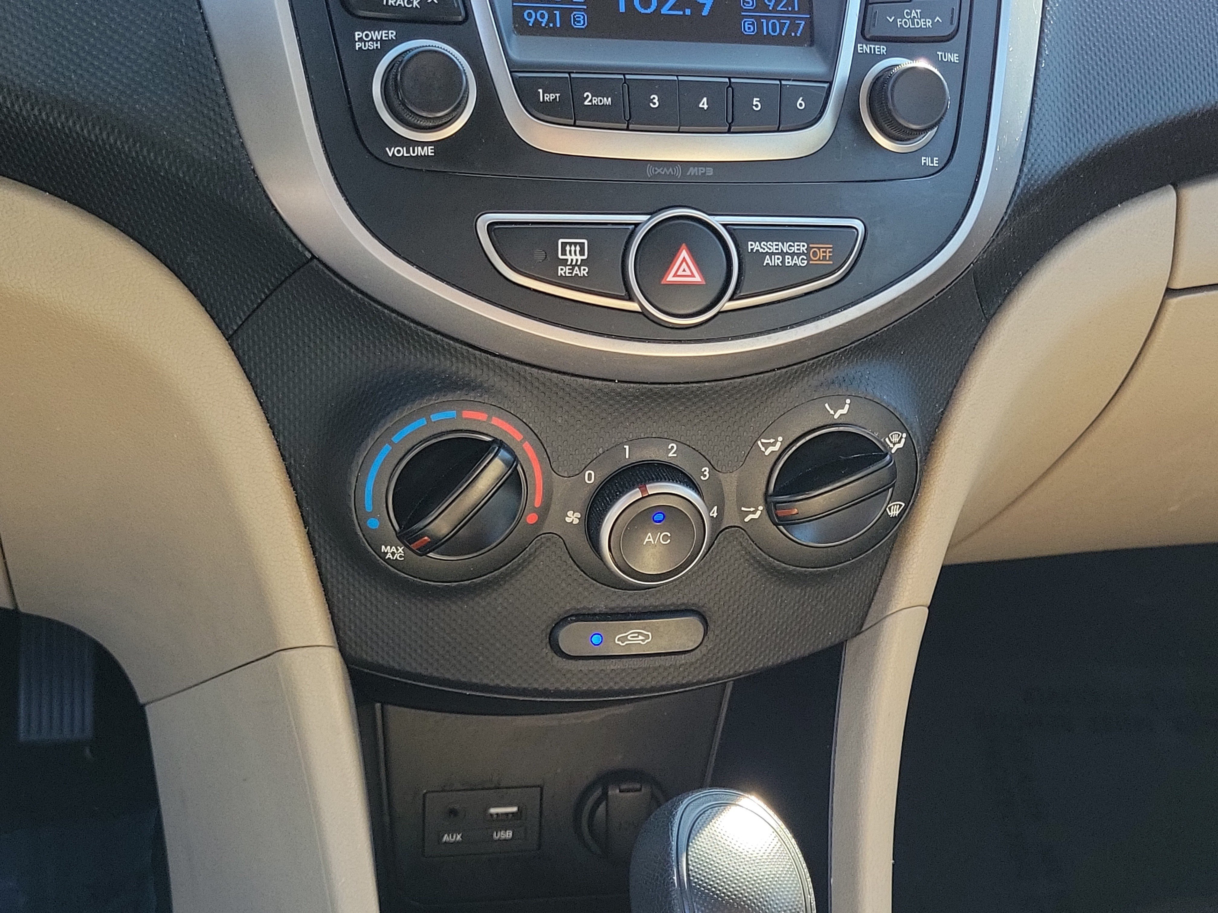 Used 2017 Hyundai Accent SE FWD image 27