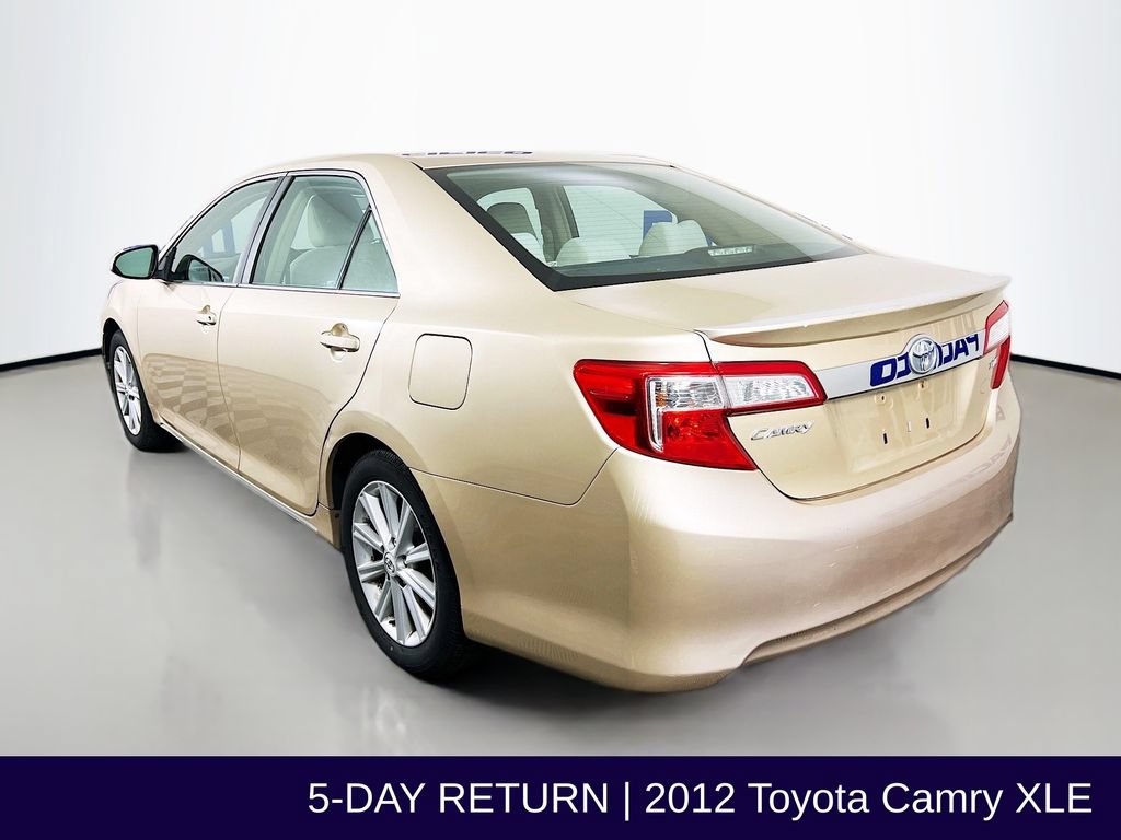 Used 2012 Toyota Camry XLE FWD image 6