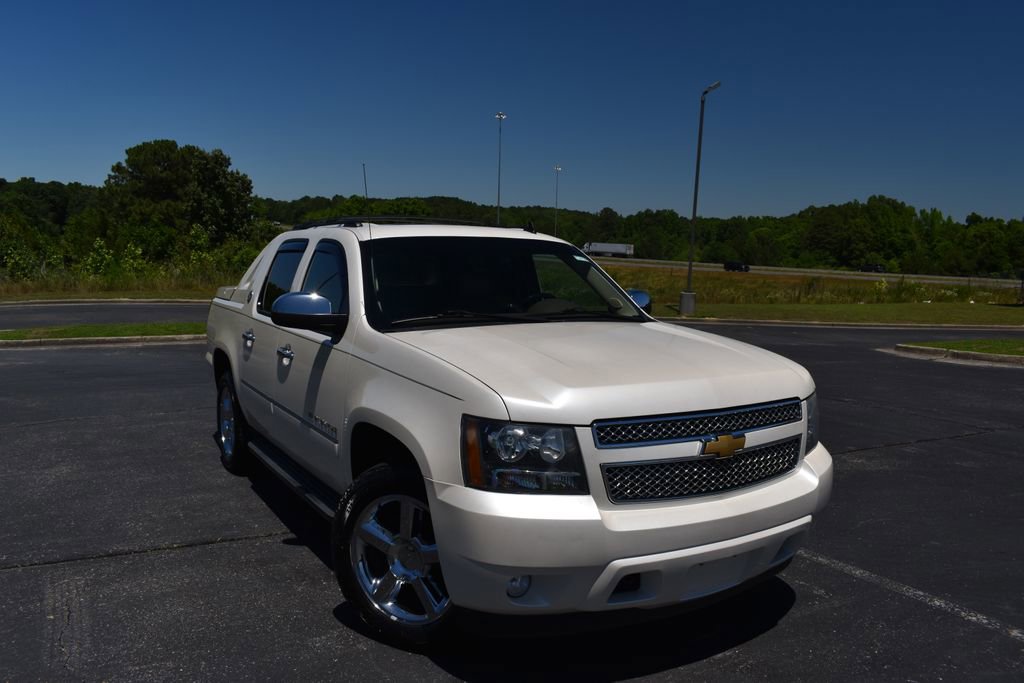 Used 2013 Chevrolet Avalanche LTZ