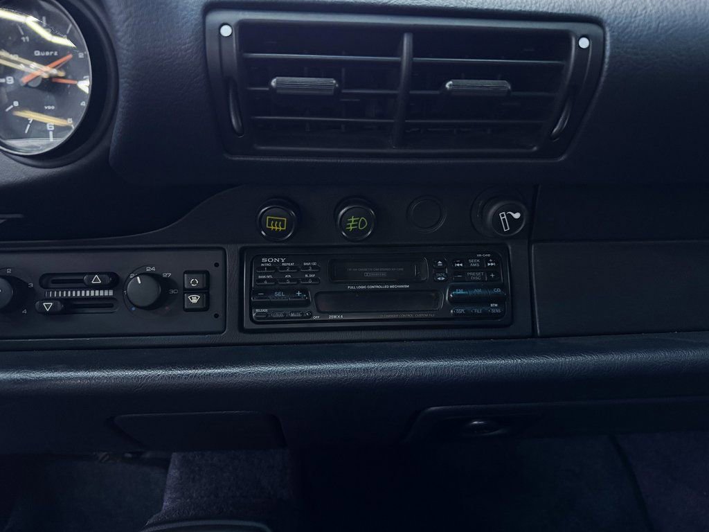 Used 1992 Porsche 911 Carrera image 22