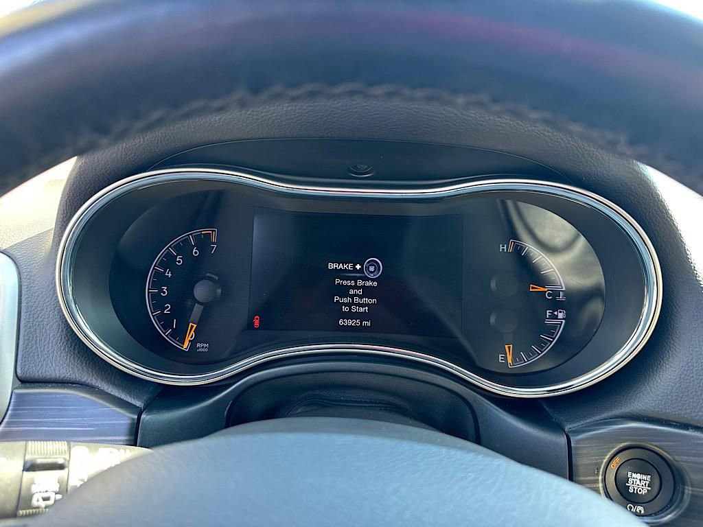 Used 2021 Jeep Grand Cherokee Limited w/ Luxury Group II image 28