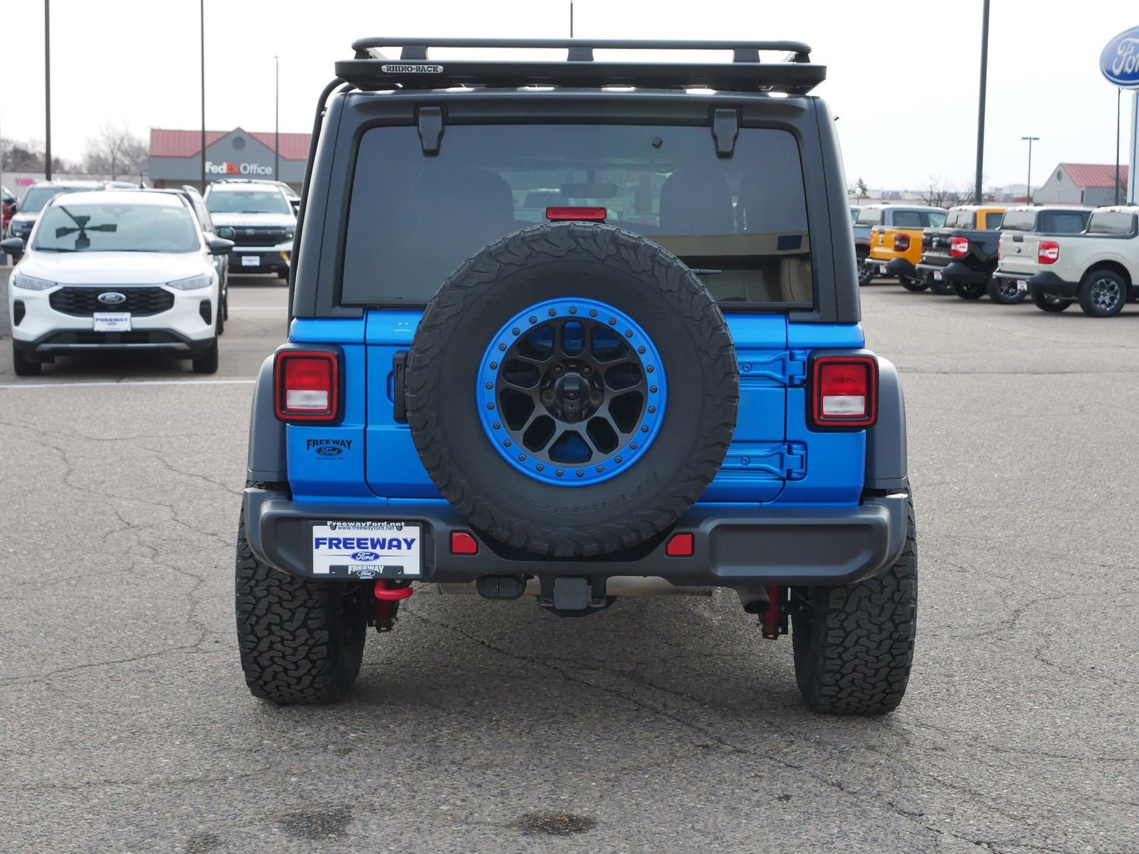 Used 2022 Jeep Wrangler Unlimited Rubicon w/ Cold Weather Group image 5