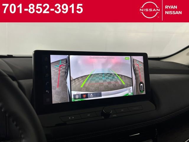 Certified 2025 Nissan Rogue Platinum w/ Tech Package image 21