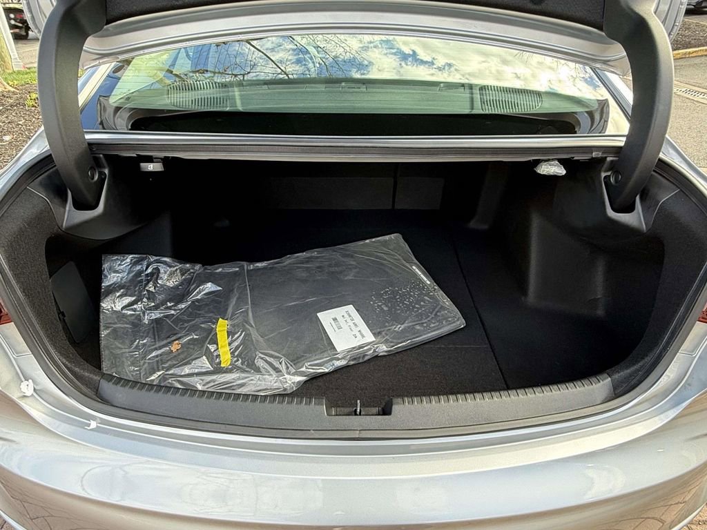 Certified 2025 Acura TLX w/ Technology Package FWD image 8