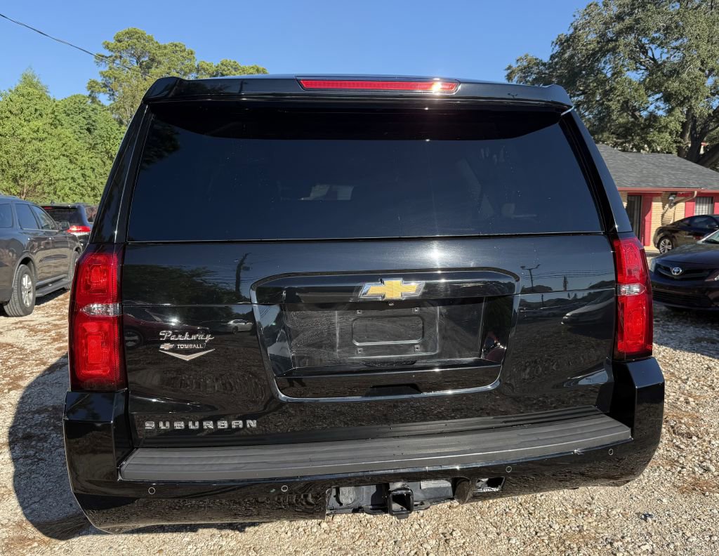 Used 2019 Chevrolet Suburban LT image 6