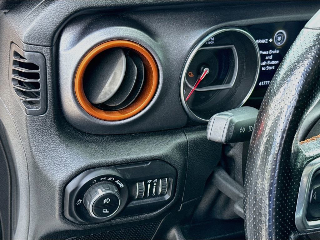 Certified 2021 Jeep Gladiator Mojave AWD/4WD image 10
