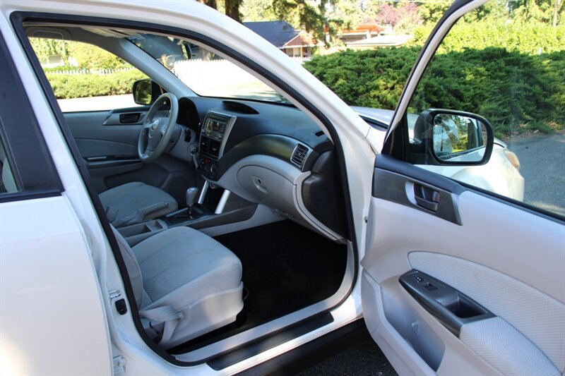 Used 2011 Subaru Forester 2.5X AWD/4WD image 13