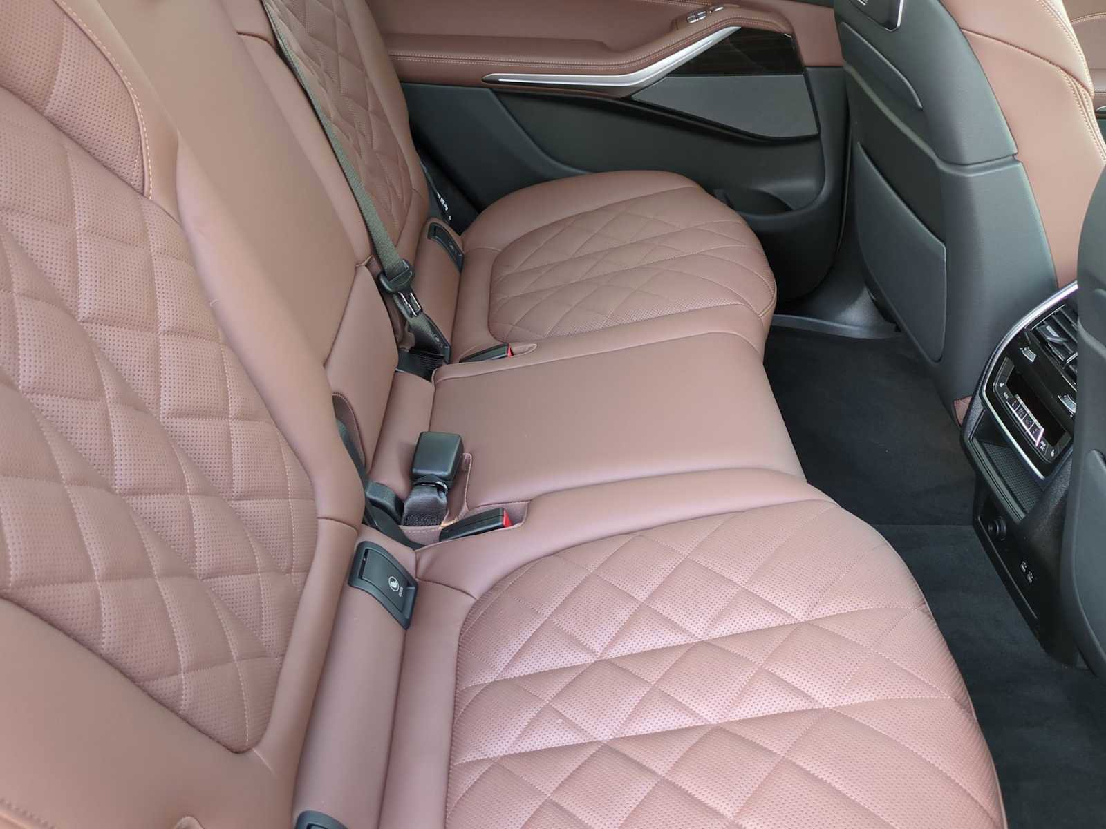 New 2026 BMW X7 xDrive40i image 21