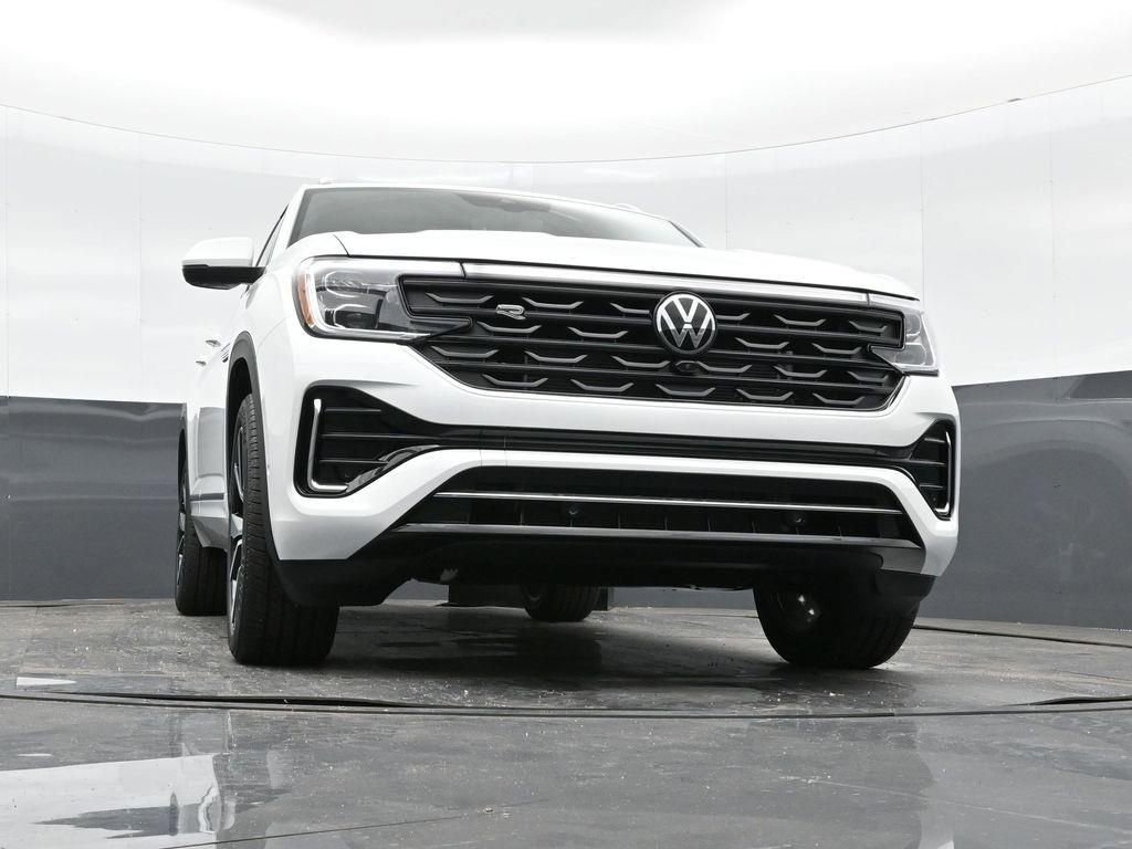 New 2026 Volkswagen Atlas Cross Sport SEL Premium R-Line image 25