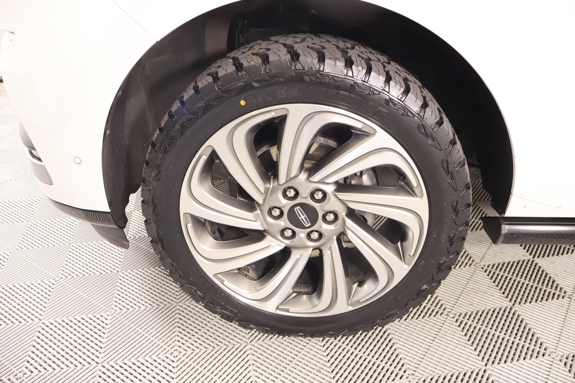 Used 2023 Lincoln Navigator L Reserve AWD/4WD image 19