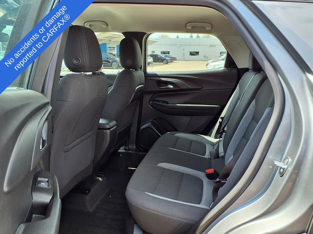Used 2023 Chevrolet TrailBlazer LS FWD image 11
