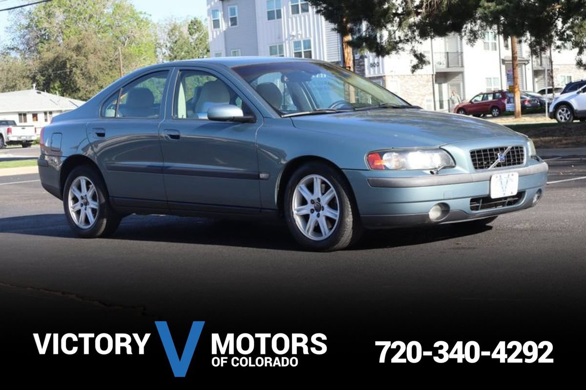 Used 2004 Volvo S60 2.5T AWD/4WD image 1