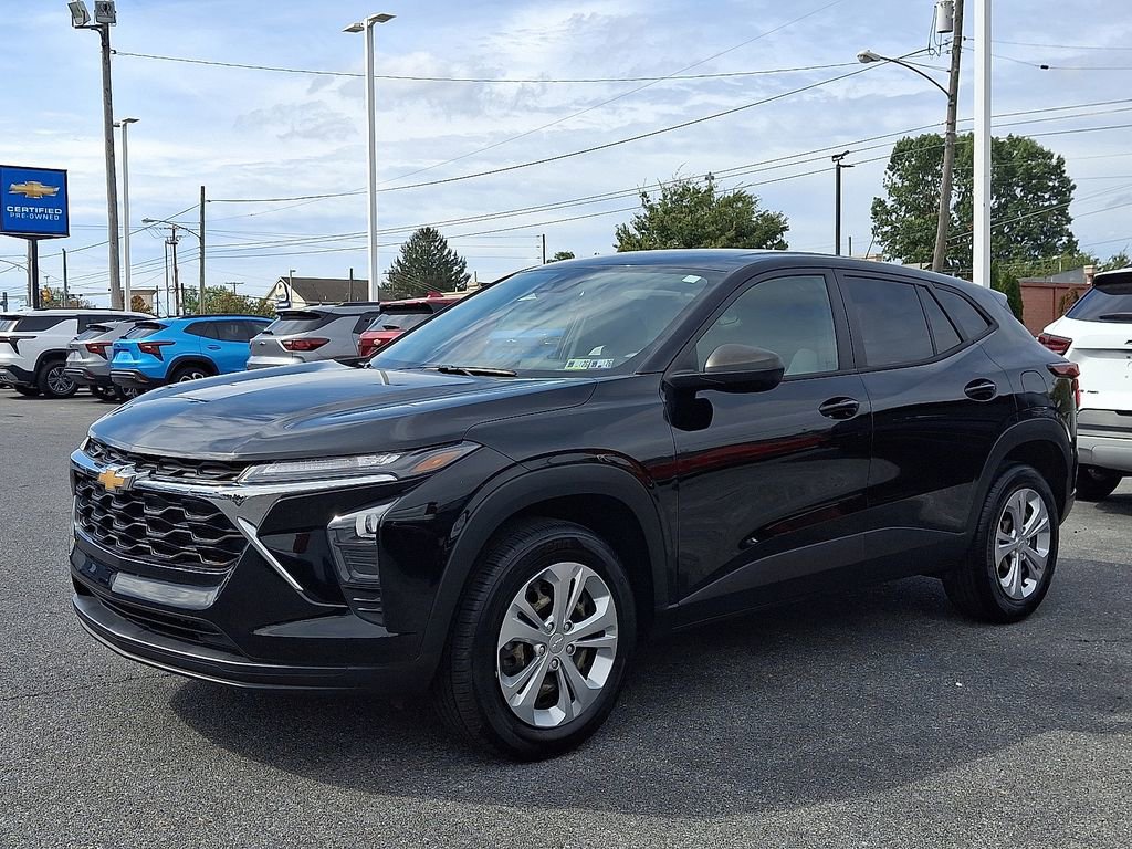 Certified 2024 Chevrolet Trax LS image 3