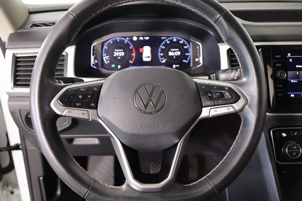 Used 2021 Volkswagen Atlas SEL image 3