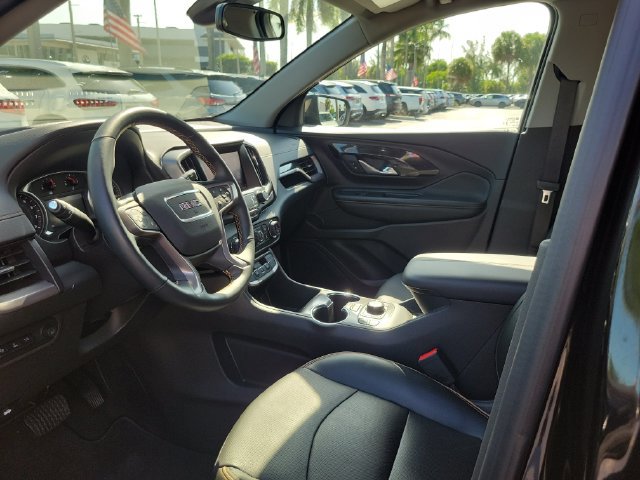 Used 2024 GMC Terrain AT4 w/ Tech Package AWD/4WD image 16