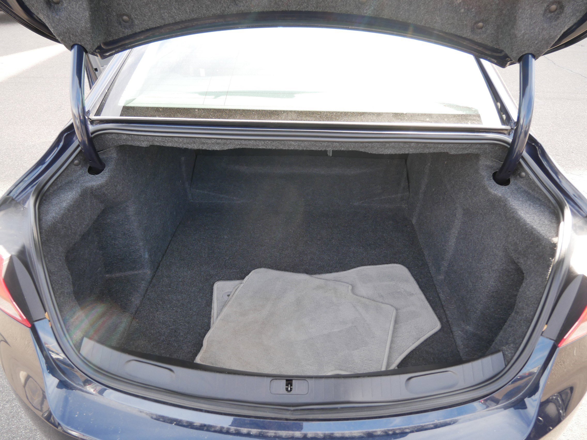 Used 2017 Chevrolet Impala LS image 18