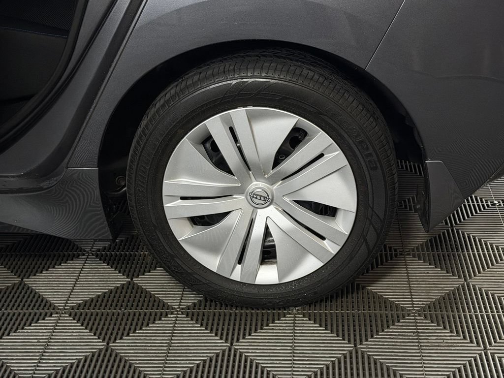 Used 2025 Nissan Leaf S FWD image 12