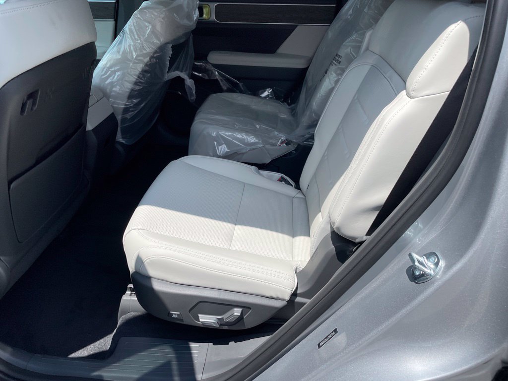 New 2026 Hyundai Santa Fe Calligraphy AWD/4WD image 14