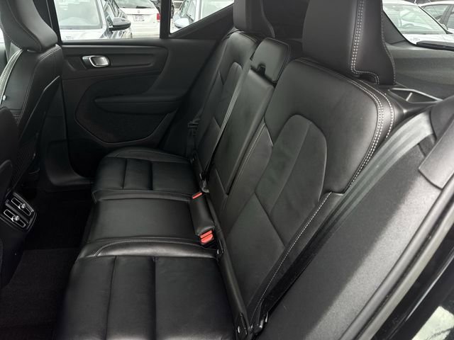 Used 2023 Volvo XC40 B5 Plus w/ Driver Assist Package image 24