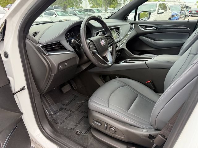 Used 2024 Buick Enclave Essence w/ Technology Package FWD image 12
