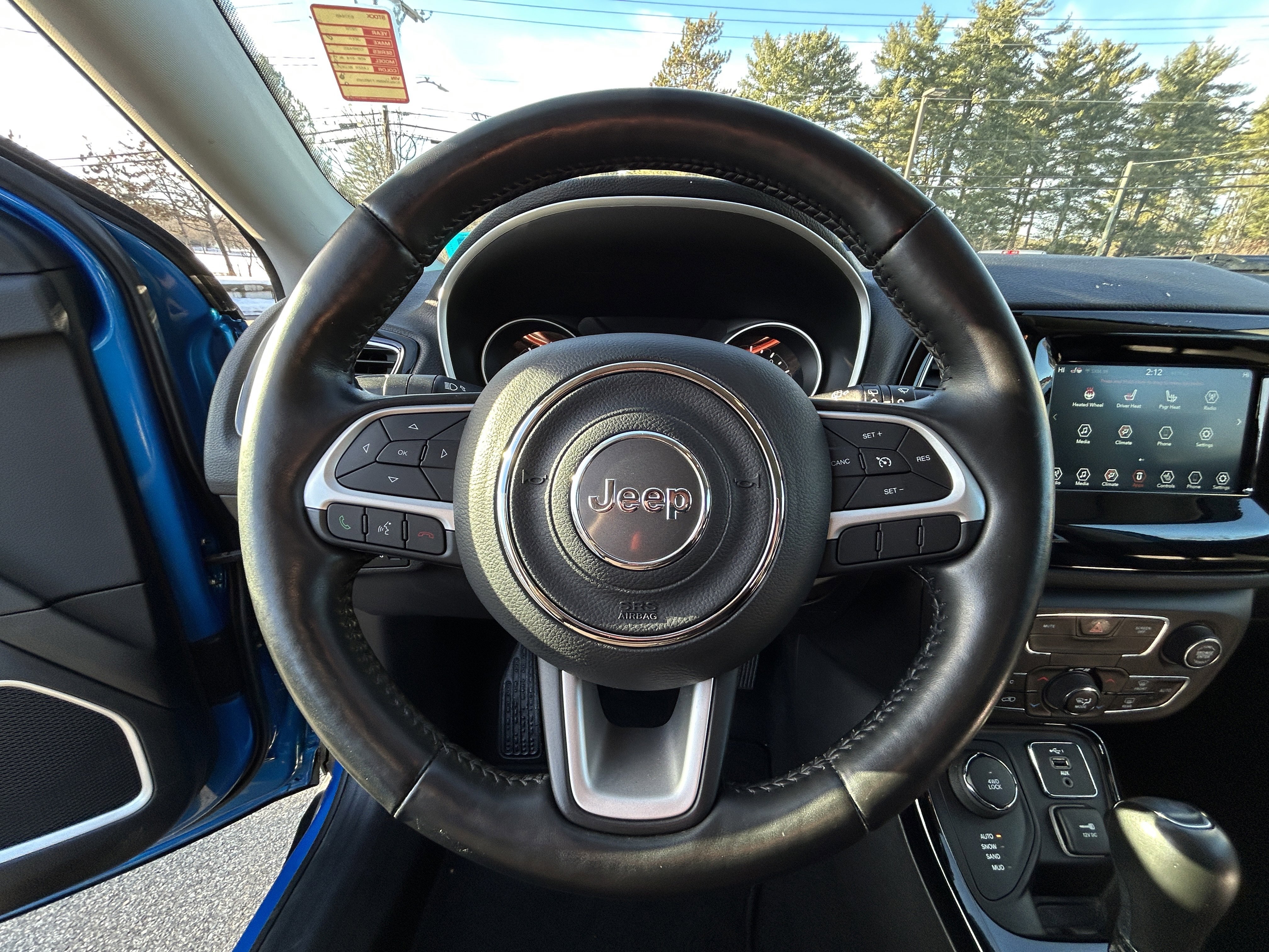 Used 2020 Jeep Compass Latitude AWD/4WD image 25