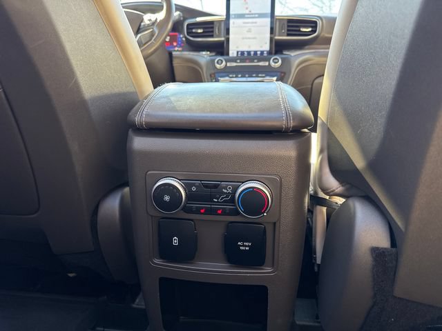 Used 2020 Ford Explorer Platinum w/ Premium Technology Package AWD/4WD image 25