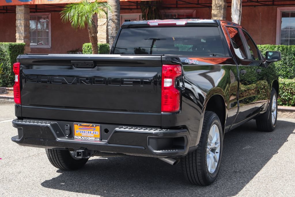 Used 2023 Chevrolet Silverado 1500 Custom AWD/4WD image 10