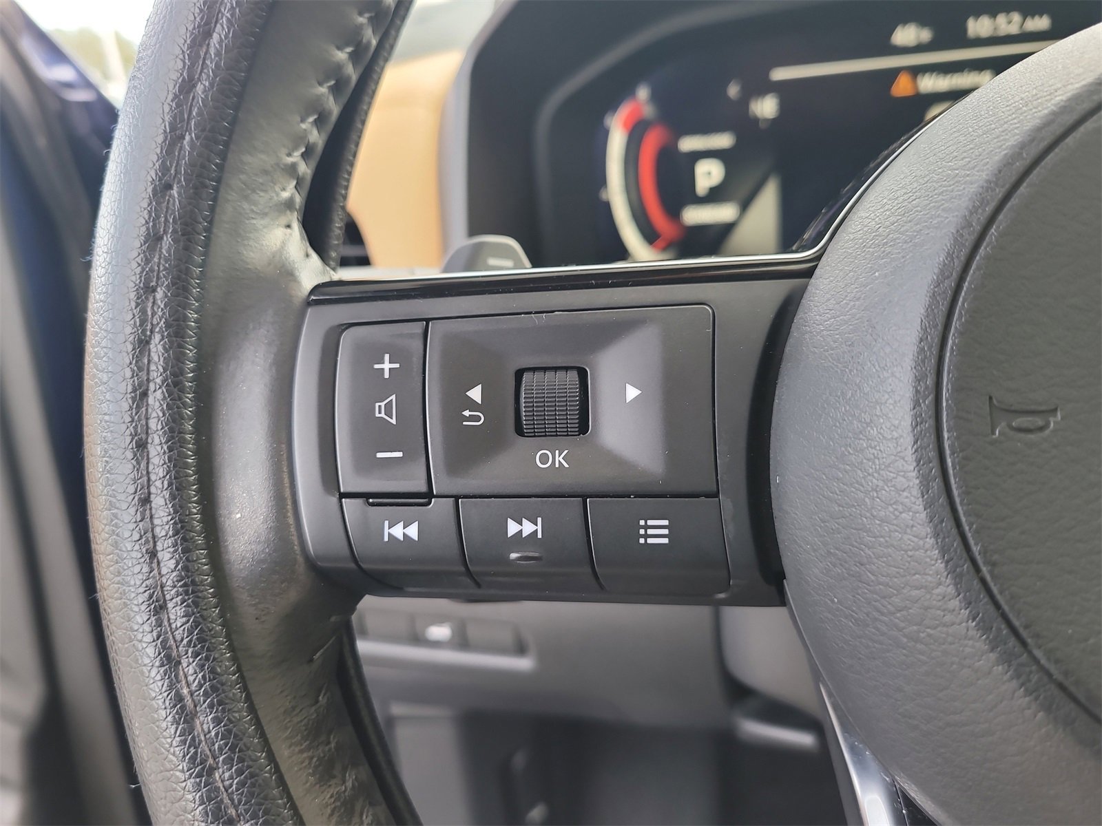 Used 2021 Nissan Rogue Platinum image 29