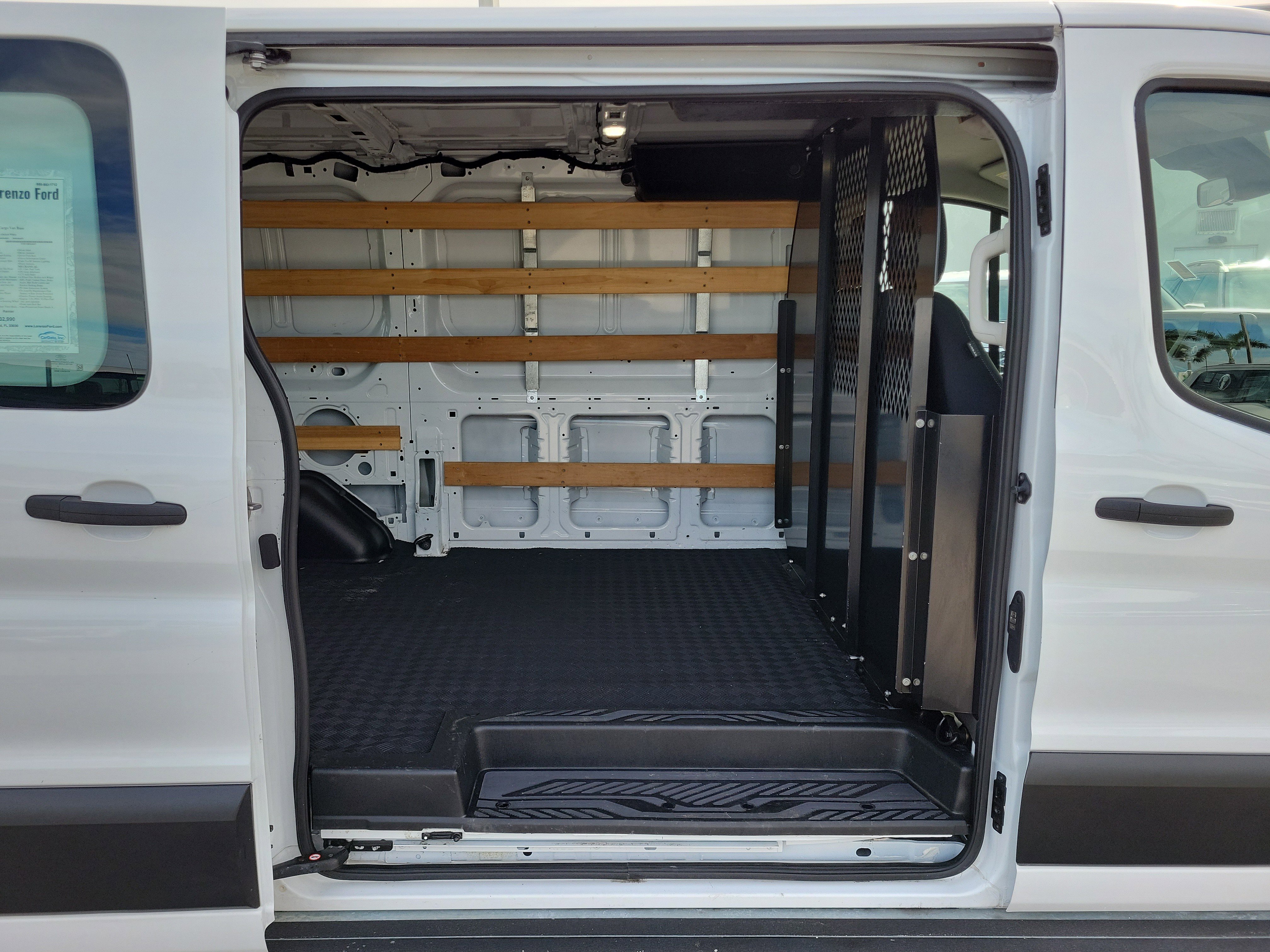 Used 2024 Ford Transit 250 Low Roof w/ Exterior Upgrade Package image 11