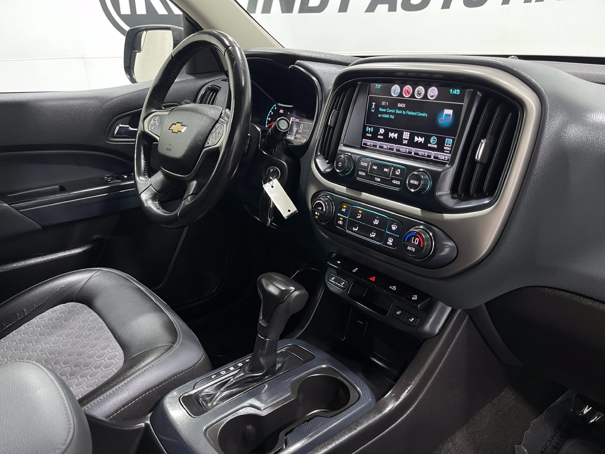Used 2017 Chevrolet Colorado Z71 AWD/4WD image 16