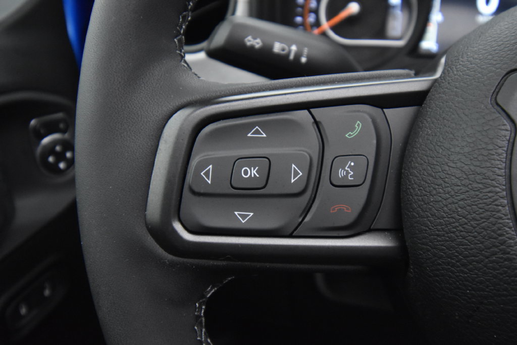 Used 2025 Jeep Wrangler Unlimited Sport AWD/4WD image 27