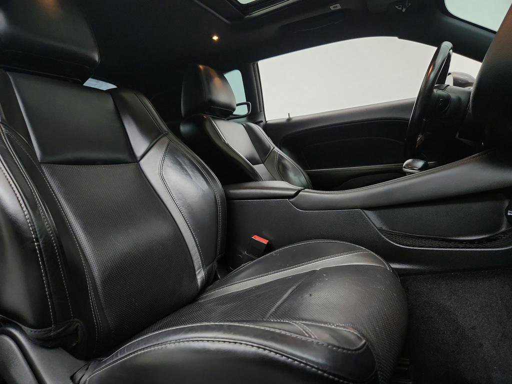 Used 2017 Dodge Challenger SXT Plus image 36