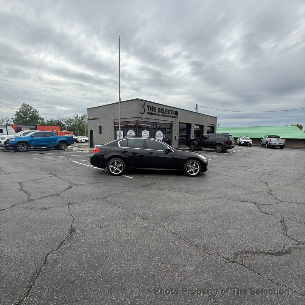 Used 2012 INFINITI G37 x Sedan w/ Premium Pkg AWD/4WD image 17