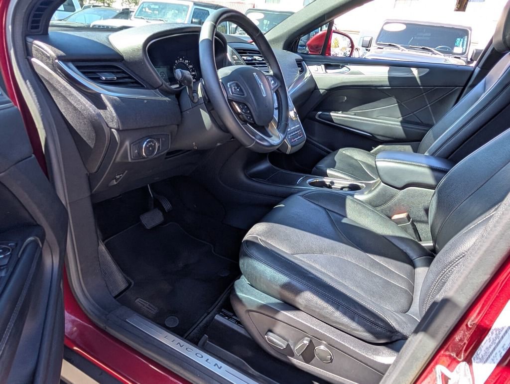 Used 2015 Lincoln MKC FWD image 11