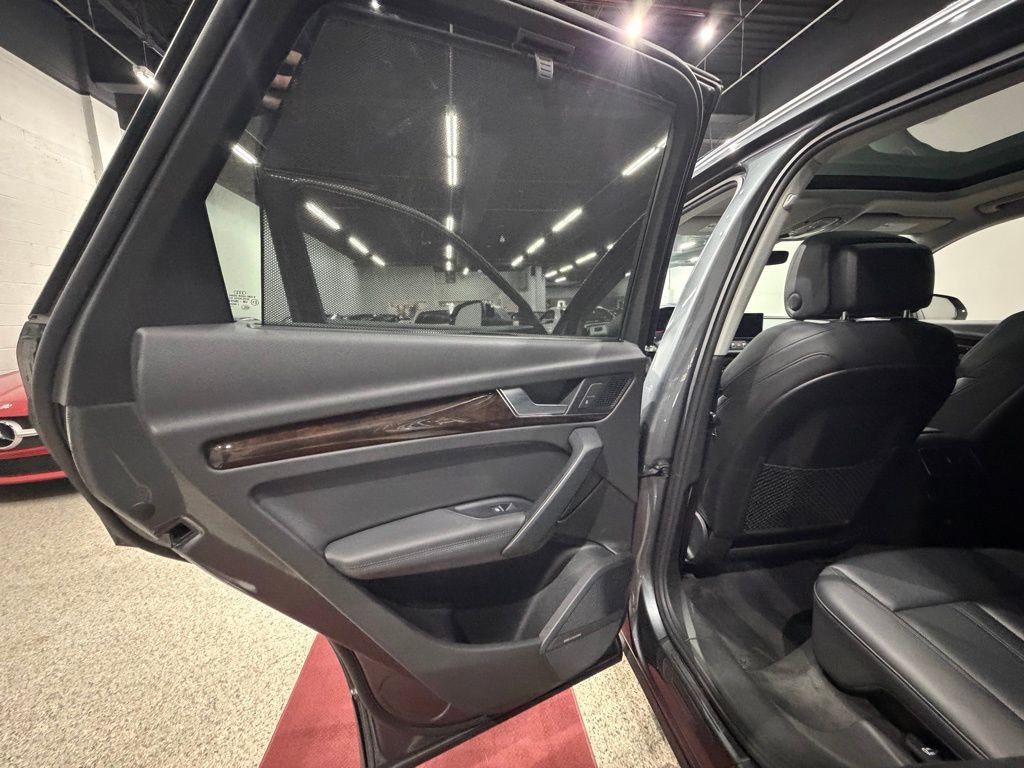 Used 2019 Audi Q5 3.0T Premium Plus w/ Premium Plus Package AWD/4WD image 26
