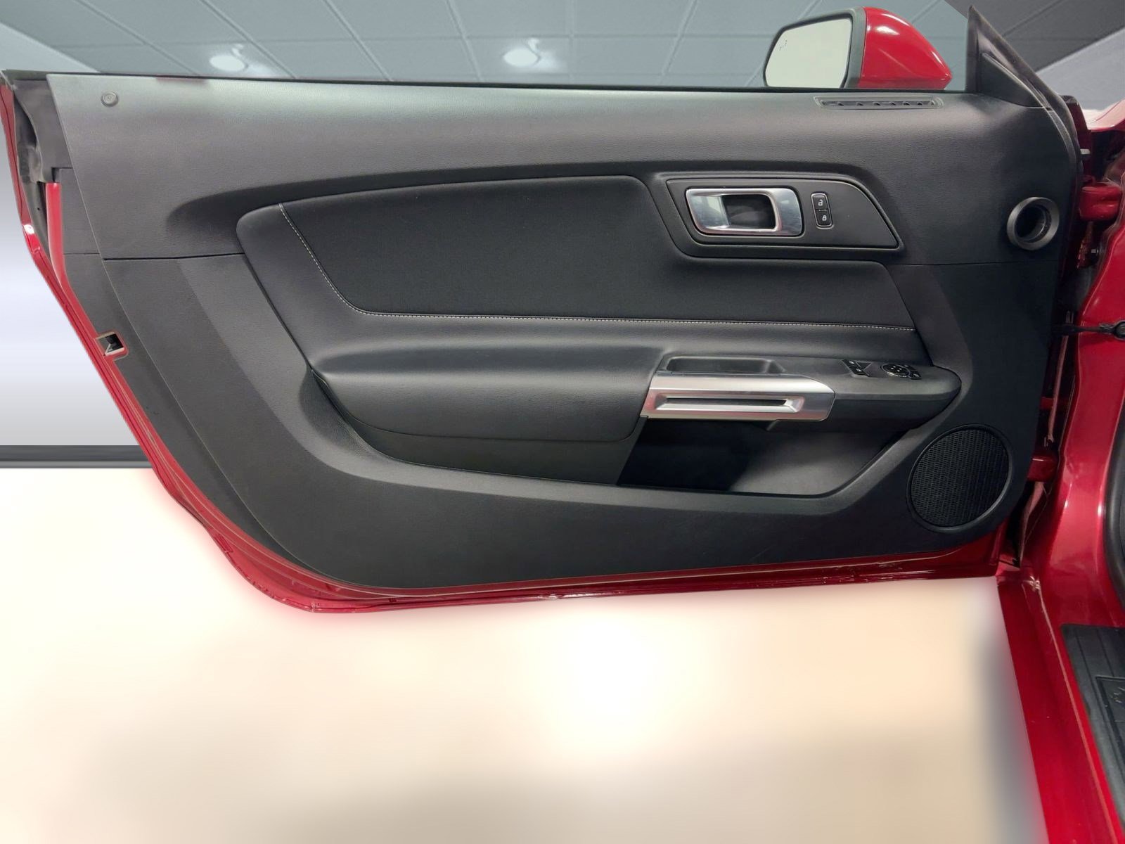 Used 2023 Ford Mustang EcoBoost image 20