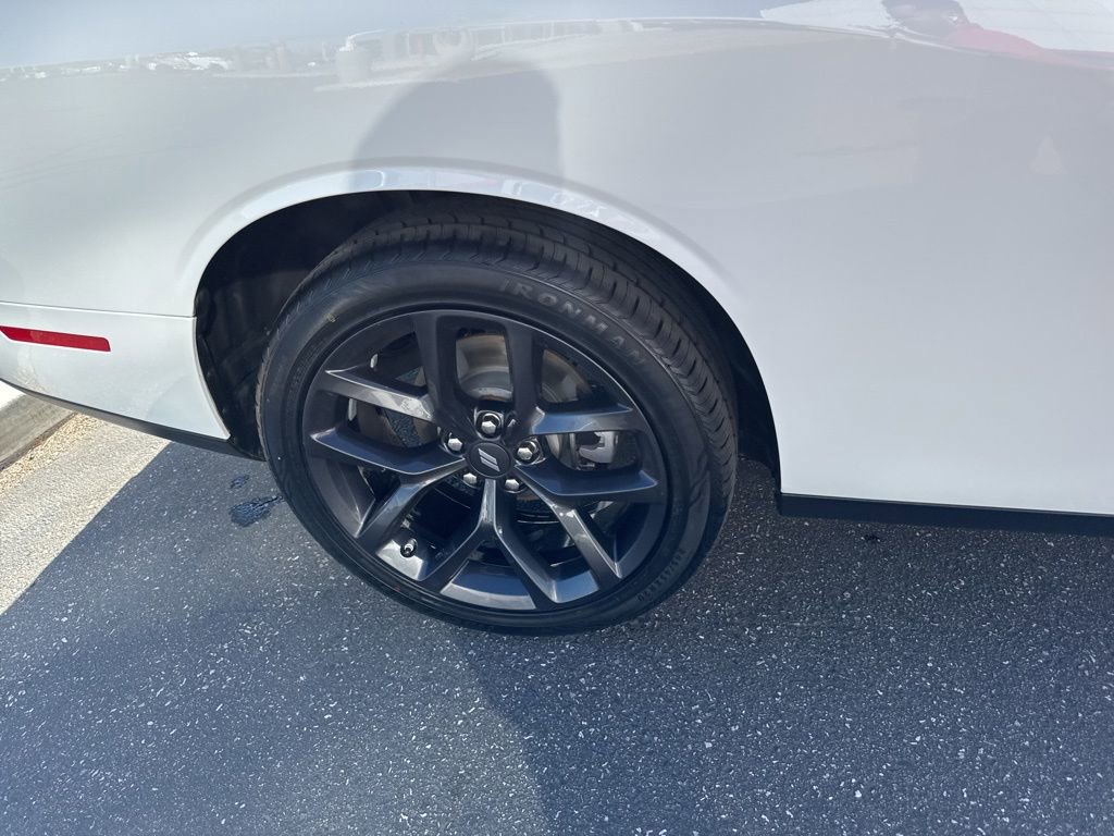 Used 2023 Dodge Challenger SXT w/ Blacktop Package image 18