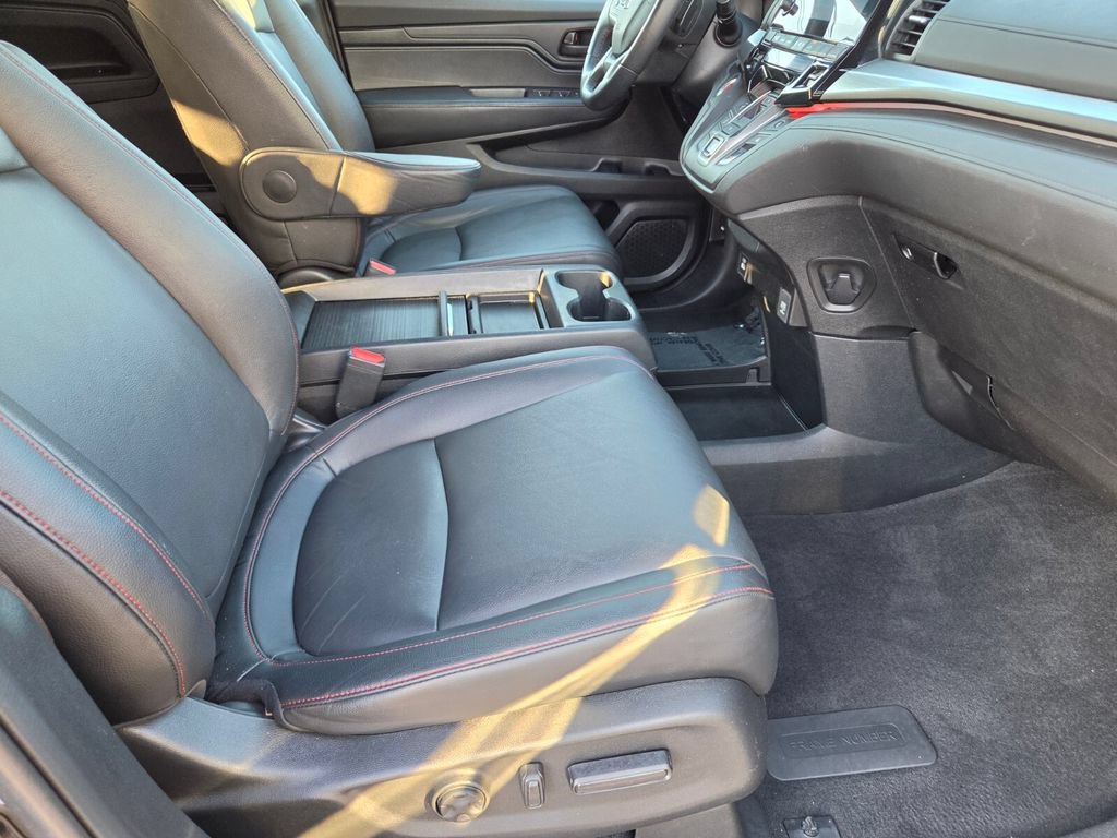 Used 2023 Honda Odyssey Sport image 19