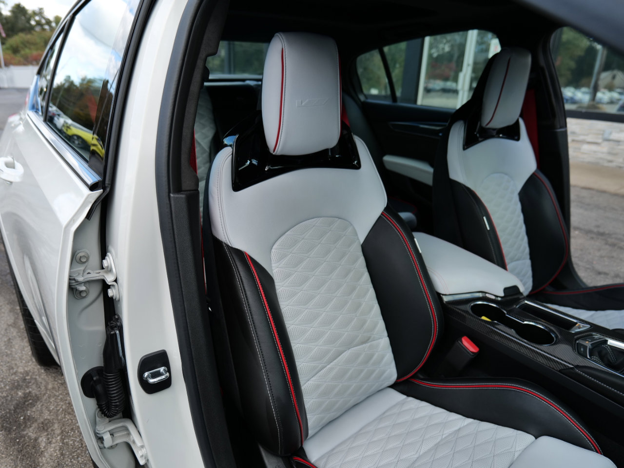 Used 2022 Cadillac CT5 V Blackwing image 40